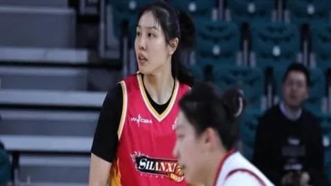 红色沙漠玩家创新角色：大雷翘臀特色韩游美女再现